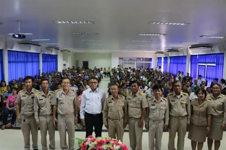 นายพิเชษฐ์ วิริยะพาหะ อธิบดีกรมส่งเสริมสห...