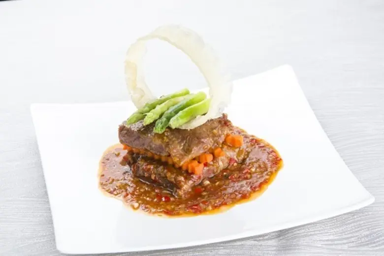 ขอเชิญทุกท่านมาลิ้มชิมรสเมนูเนื้อวากิวสไต...