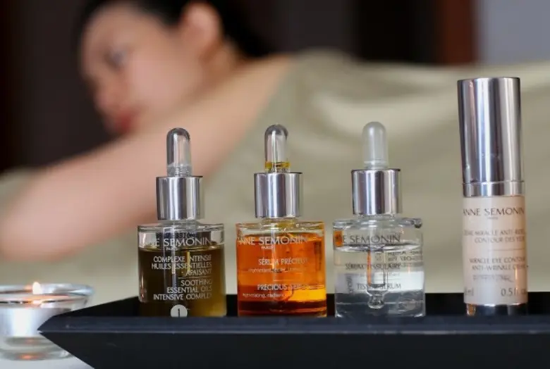 เพื่อเฉลิมฉลองความงดงามของวันแห่งความรัก ...