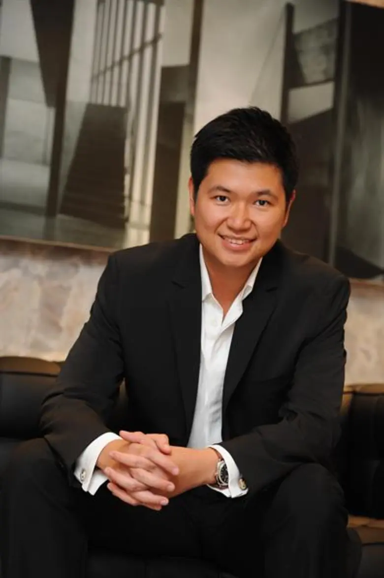 ถวนันท์ ธเนศเดชสุนทร กรรมการผู้จัดการ บริษัท ดี เวล...