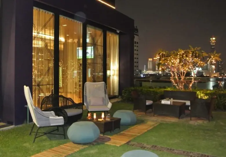 โรงแรมเมอร์เคียว กรุงเทพ มักกะสัน ชวนคุณจ...