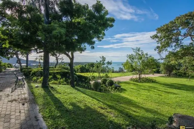 “กลุ่มคนรักเขาน้อย”  ชวนสมทบทุนสร้างห้อง ICU และซื้ออุปกรณ์การแพทย์ รพ.สงขลา ทุก 1,000 บาท รับบัตร 1 ใบ ชมคอนเสิร์ต “เขาน้อย ร้อยบทเพลง see you for ICU”