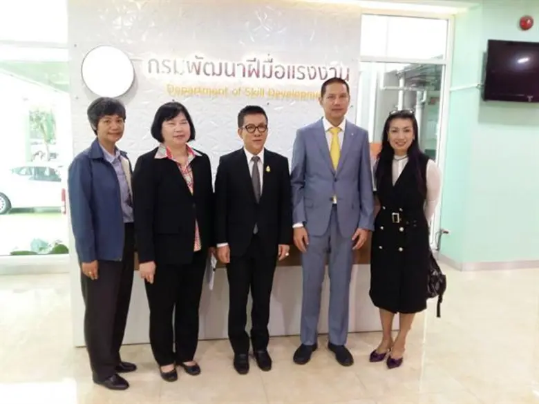 ดร.สมศักดิ์ ชลาชล ประธานคณะอนุกรรมการปรับ...