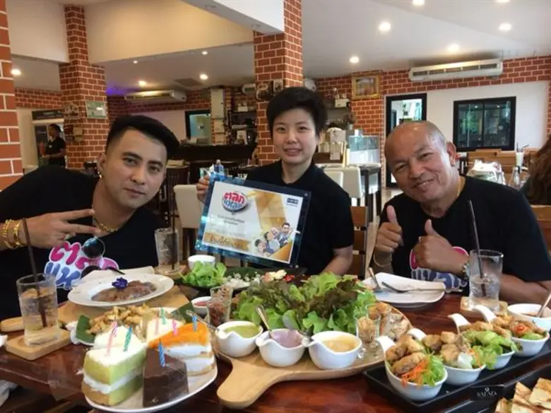 ตลกแหลกสัปดาห์นี้จะพาไปไปชิมของอร่อยๆย่าน...