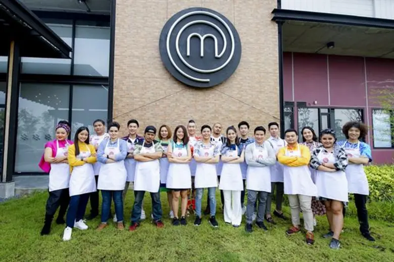 ทีวีไกด์: รายการ “มาสเตอร์เชฟ ประเทศไทย” 19 คนสุดท้าย “มาสเตอร์เชฟ ประเทศไทย” จัดหนัก “เชฟป้อม-เชฟเอียน-พี่อิ๊งค์” สุดเข้ม..ครัวร้อนระอุ!!