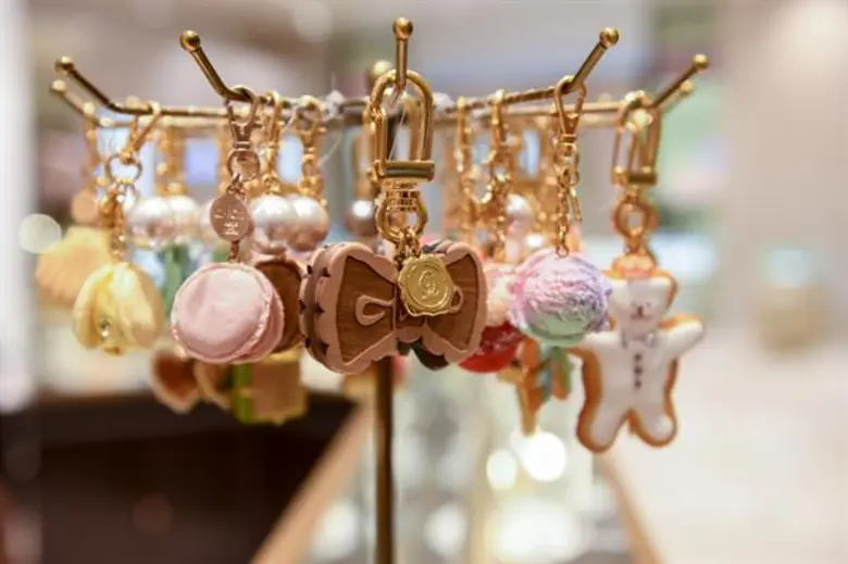 ลิ้มรสความรัก สัมผัสความหวาน ต้อนรับเทศกาลวาเลนไทน์ ด้วย 3 เมนูพิเศษจาก “คิว-พ็อต คาเฟ่” ความคาวาอี้ส่งตรงจากโอโมเตะซันโดะ เหล่าเซเลบสายหวาน แท็คทีมประเดิมชิมเมนูสุดคิ้วท์!