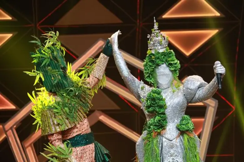 ทีวีไกด์: รายการ “The Mask Line Thai ” หน้ากากจอกแหน ปล่อยทีเด็ด คว้าแชมป์กรุ๊ปไม้จัตวา เอาชนะหน้ากากกอไผ่ เปิดหน้ากากเป็น ชมพู ฟรุตตี้