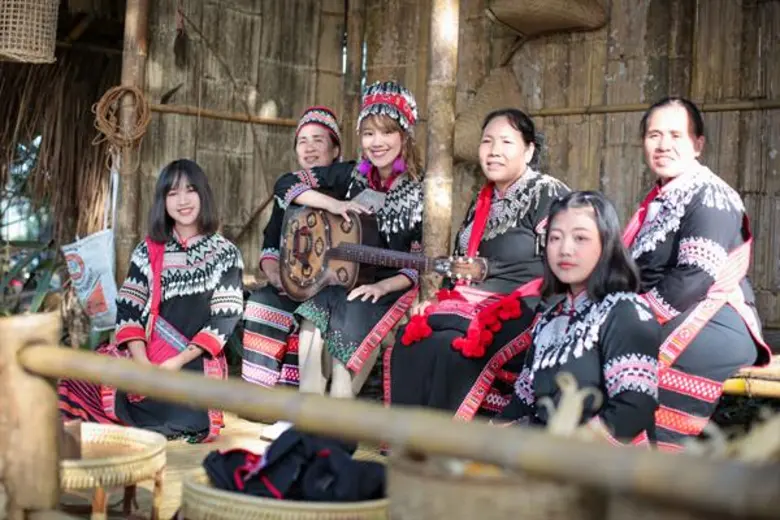 เอิ๊ต ภัทรวี ถูกใจ! เติมความสดชื่นประเดิมต้นปี เที่ยวเทศกาลดอกไม้ระดับอาเซียน