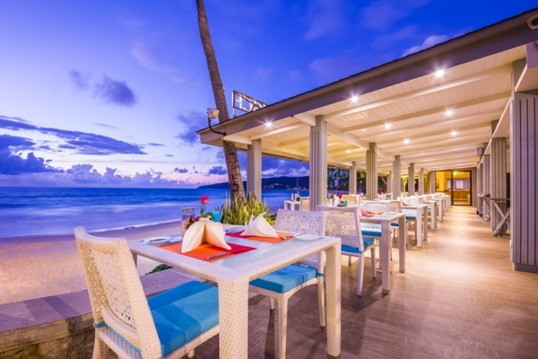 วาเลนไทน์ดินเนอร์ เคล้าเสียงคลื่นสุดโรแมนติก ที่โรงแรมโนเครือกะตะกรุ๊ป	