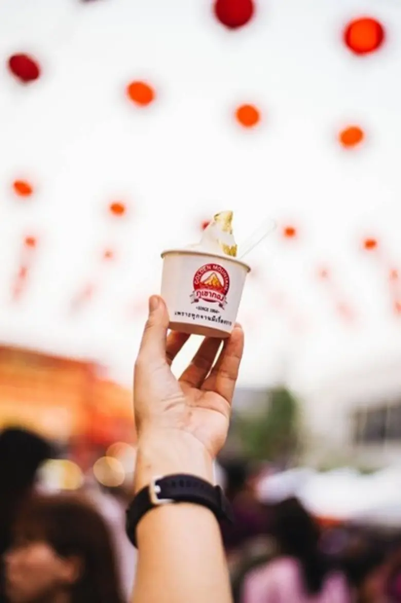 ซอสภูเขาทอง จัดเต็มกิจกรรมตรุษจีนเยาวราชพร้อมมอบเงินรพ.เทียนฟ้ามูลนิธิ เพื่อการกุศล