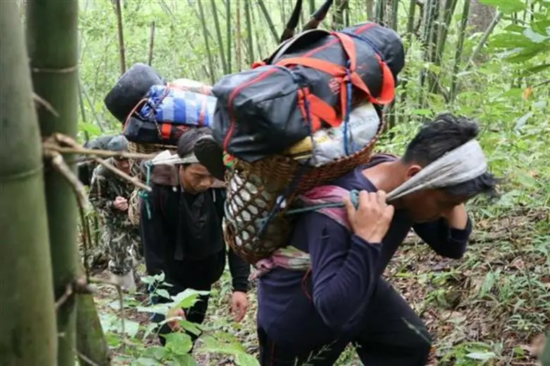 ไม่มีป่า ไม่มีน้ำ ไม่มีอากาศ บทพิสูจน์ในเส้นทาง พิชิตโมโกจู อช. แม่วงก์ "ปลูกป่าในใจคน" ททท. - อุทยานฯ ร่วมปลุกจิตสำนึกในการอนุรักษ์ป่า - จัดการขยะในป่า