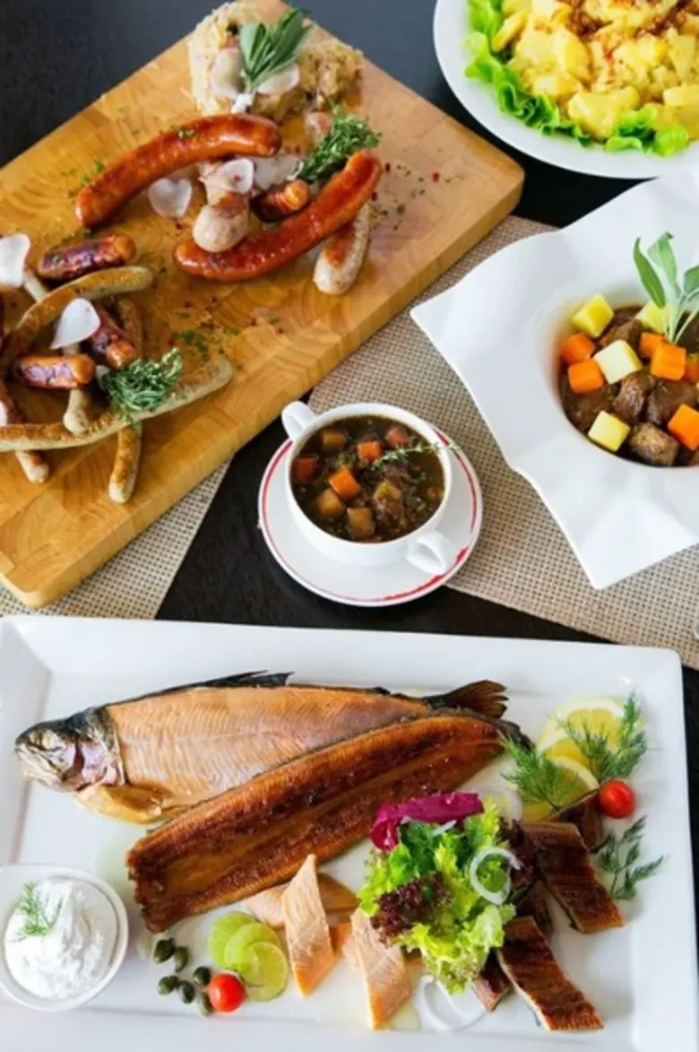 สัมผัสรสชาติความอร่อยแบบจักรพรรดิของชาวออสเตรีย ณ ห้องอาหารเดอะเวิลด์ โรงแรมเซ็นทาราแกรนด์ฯ เซ็นทรัลเวิลด์