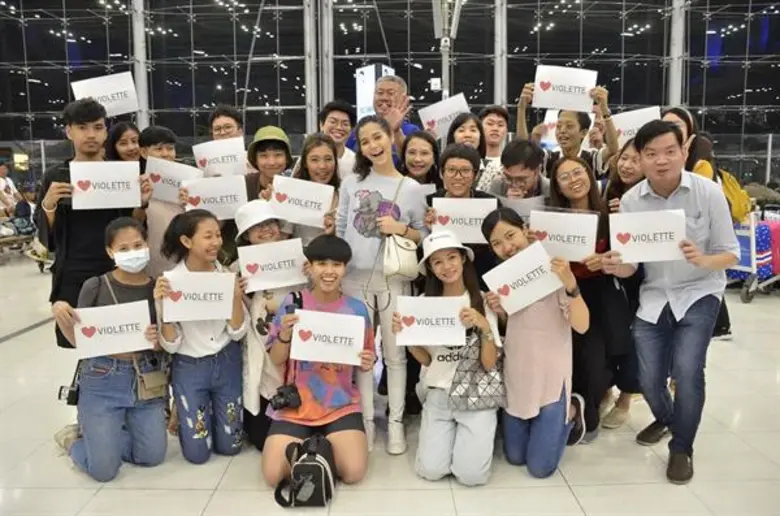 “วี วิโอเลต” ปลื้ม โค้ช นิวยอร์ก เชิญร่วมงาน นิวยอร์ก แฟชั่น วีค 2019 ชมแฟชั่นโชว์คอลเลกชั่นฟอลล์ 2019 (Fall 2019)