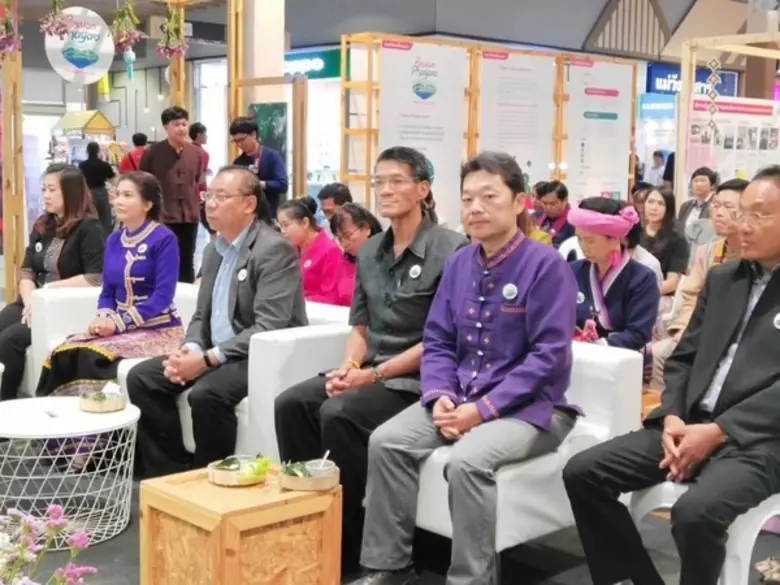 พัฒนาฝีมือพะเยาร่วมสร้างแบรนด์ท่องเที่ยวพะเยา เตรียมต่อยอดฝึกทำผลิตภัณฑ์สินค้าที่ระลึก