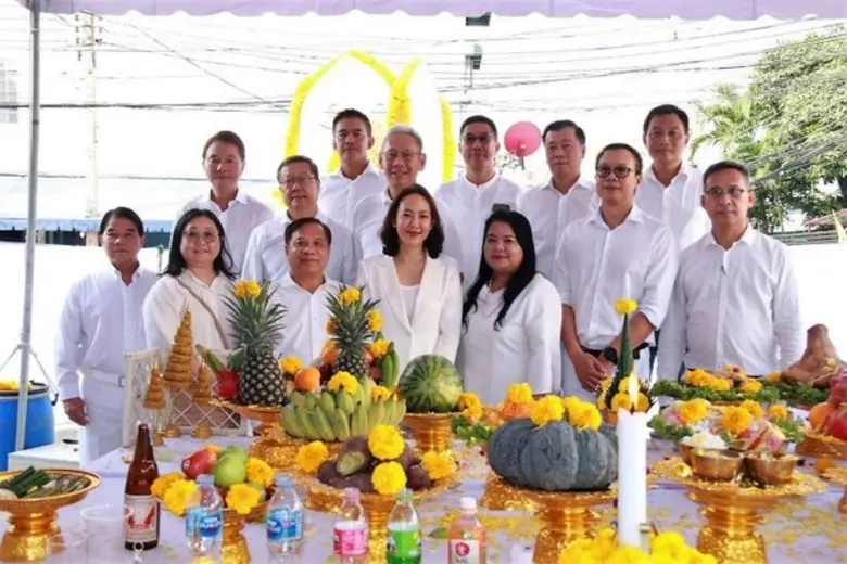 นายจีรพันธ์ อัศวะธนกุล นายกสมาคมประกันวิน...