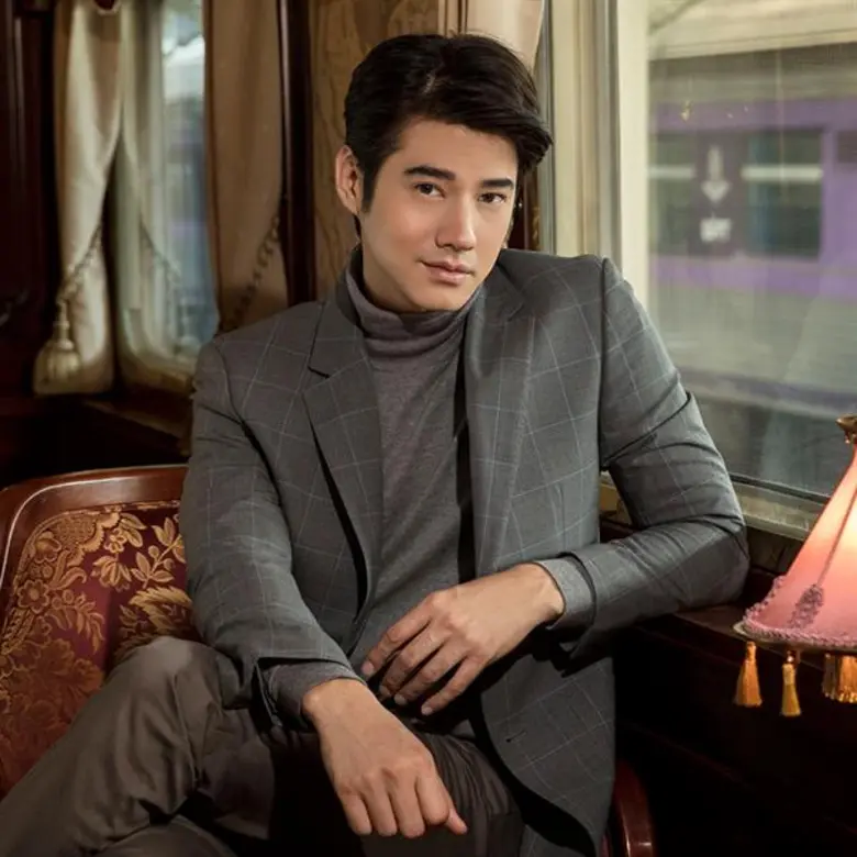 นาทีนี้ไม่มีใครฮอตเท่ากับ หมอยาหนุ่ม "มาร...