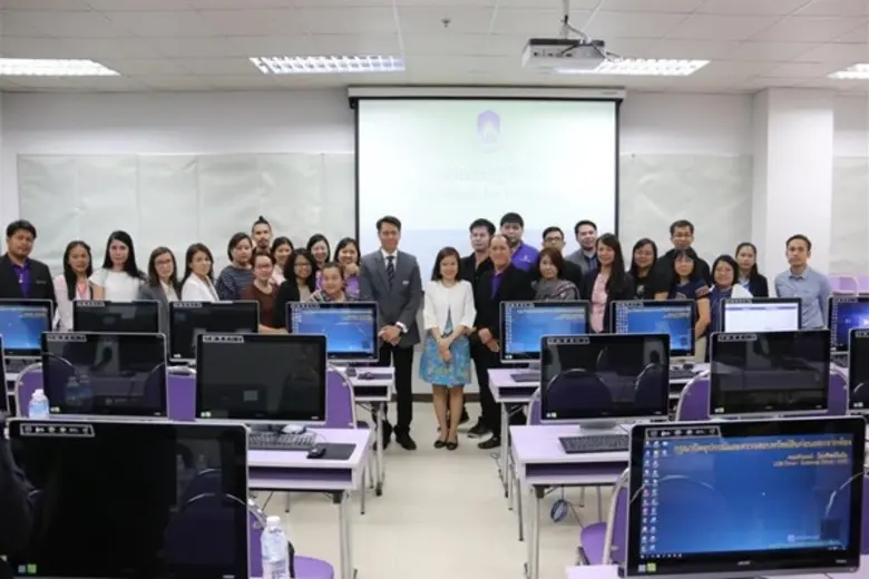 ผู้ช่วยศาสตราจารย์.รัฐสภา แก่นแก้ว ผู้ช่ว...