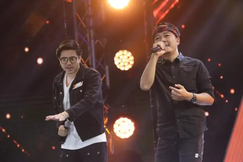 ทีวีไกด์: รายการ “นักร้องสองไมค์” “บาส อดิเทพ” นักร้องหนุ่มสุดเท่จากทางบ้านฝ่าภารกิจศิลปินคนที่ 6 “ต้าร์ ตจว.” ไปได้หรือไม่?