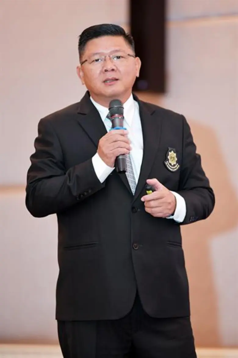 พันตำรวจเอกบุญส่ง จันทรีศรี ผู้อำนวยการสำ...