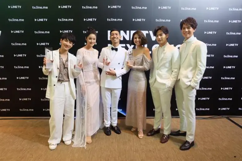 “จีเอ็มเอ็มทีวี” กวาด 4 รางวัล “LINE TV AWARDS 2019” “ป๋อมแป๋ม-ออฟ-กัน-น้ำตาล-เอ๋” ดีใจสุดๆ คว้า “พิธีกรขวัญใจมหาชน, เพื่อนซี้ขวัญใจมหาชน, คู่จิ้นขวัญใจมหาชน, ฉากต่อสู้ยอดเยี่ยม”