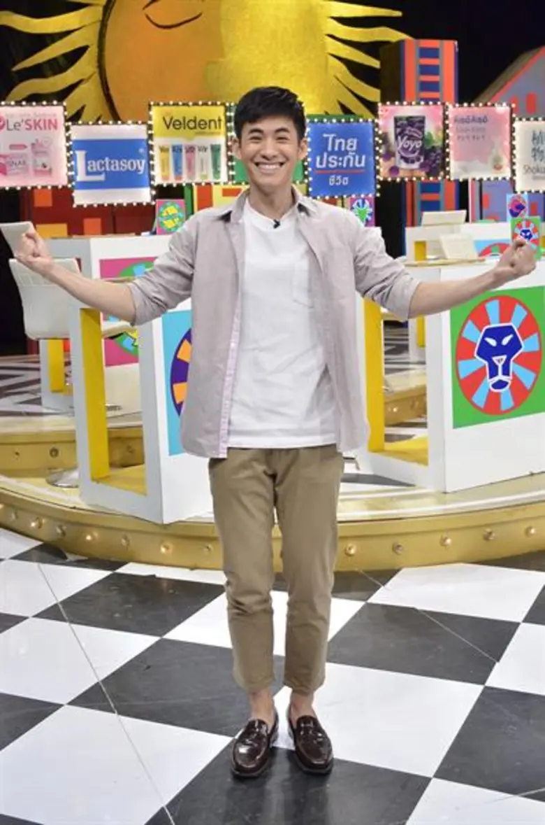 ทีวีไกด์: รายการ “ศึก 12 ราศี” เขินหนักมาก “โมสต์ วิศรุต” เข้าข่ายโดนปล้น(หัวใจ)