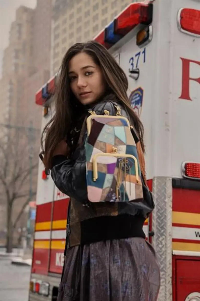 “วี วิโอเลต” ในลุคแฟชั่นอเมริกันเกิร์ล “วี วิโอเลต” ในลุคแฟชั่นอเมริกันเกิร์ล