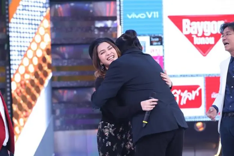 “กิ๊กดู๋ ฯ” ชวนรำลึกความหลังกับ “พลพล” จัดน้องสาวสุดเลิฟ “พั้นช์” โผล่เซอร์ไพรส์ศิลปินเดินดิน ร่วมกอดคอโชว์เมดเลย์เพลงสุดฮิตฟินกันทั้งสตูฯ