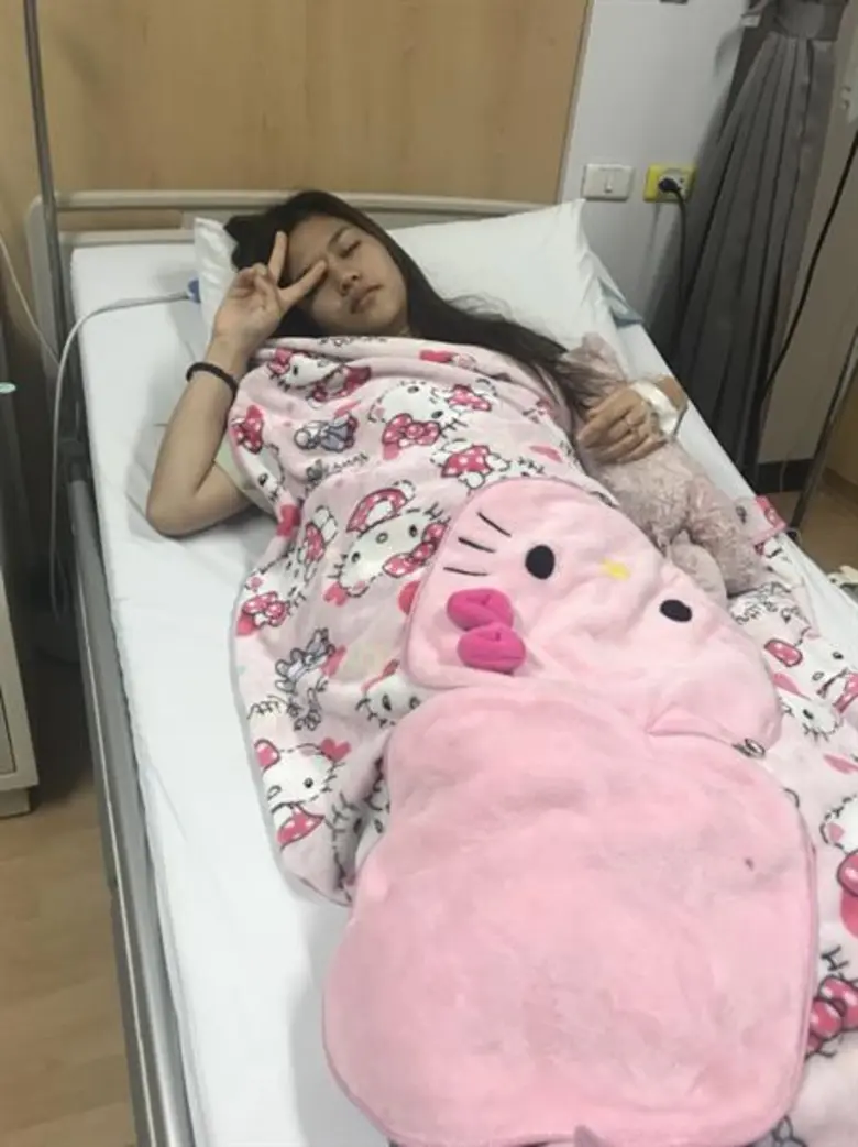 “ธัญญ่า อาร์สยาม” อ่วม ! ไอเป็นเลือด แม่หามส่งโรงพยาบาลหมอชี้เส้นเสียงอักเสบ