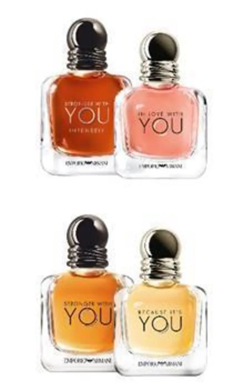 จิออร์จิโอ อาร์มานี่ (Giorgio Armani) สร้...