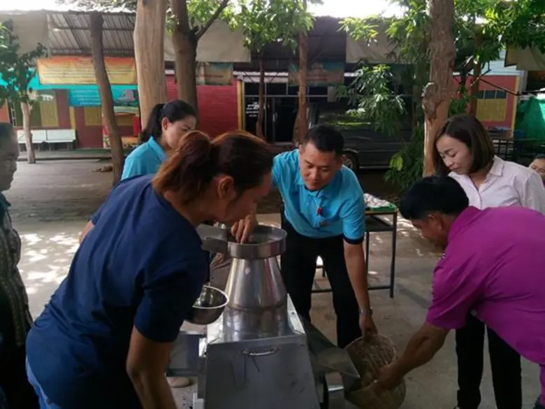 เครื่องแกะและปอกกระเทียมขนาดเล็ก ลดต้นทุนปลาส้ม-แก้ปัญหาโรคหอบหืด