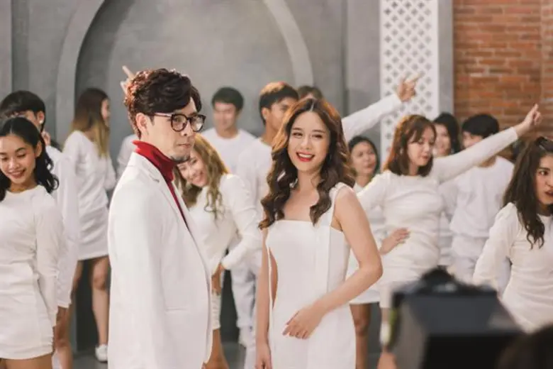 ทอม อิศรา ควงฟาง FFK คัฟเวอร์เพลง “ใช่เลย” เพลงรักสุดฮิตในตำนาน ชวนคู่รัก “หวานกำลังดี ไม่มากไป ไม่น้อยไป” ต้อนรับวาเลนไทน์