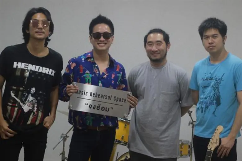 สำหรับใครที่เป็นแฟนเพลงของ Tattoo Colour ...