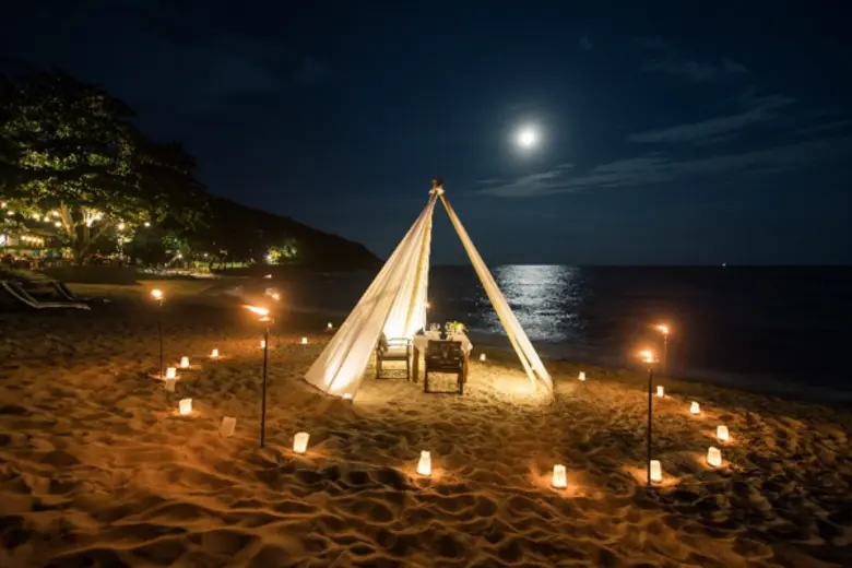 เอาท์ริกเกอร์เกาะสมุยบีชรีสอร์ท แนะนำ16 ก...