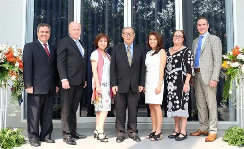 ดร.กฤษณพงศ์ กีรติกร อดีตรัฐมนตรีช่วยว่ากา...