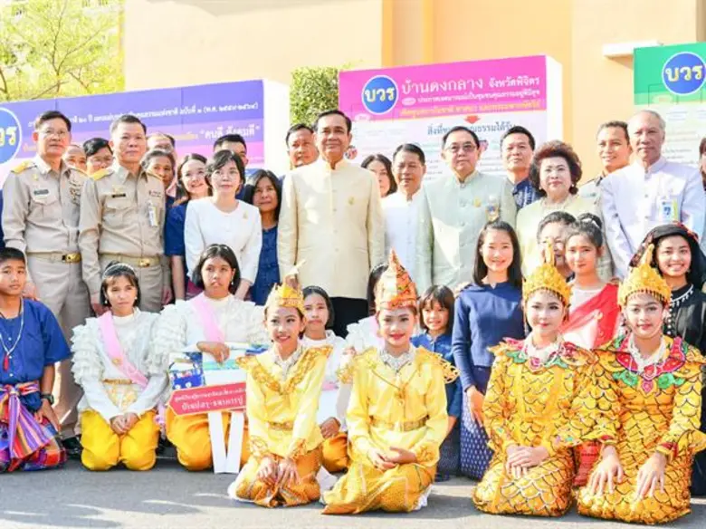 วธ. ชูพลัง "บวร" บ้าน วัด โรงเรียน ขับเคลื่อนชุมชนคุณธรรมฯ ทั่วประเทศ เชิดชูสถาบันชาติ ศาสนา พระมหากษัตริย์ ทำความดี มีจิตอาสา ลดปัญหาสังคม ชุมชนมีรายได้จากเศรษฐกิจพอเพียง