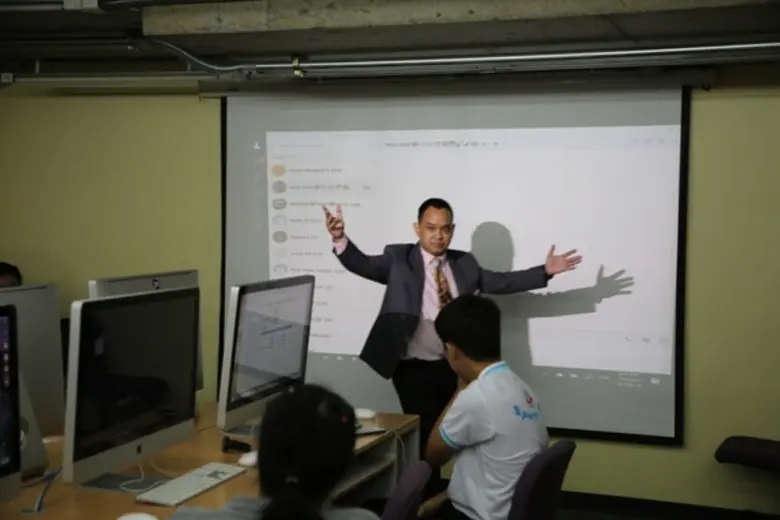 ภาพข่าว: ร่วมพัฒนาคุณภาพการศึกษา! ม.ศรีปทุม จัดอบรมการสร้างคิวอาร์โค๊ต คณะครูโรงเรียนบางบัว (เพ่งตั้งตรงจิตรวิทยาคาร)