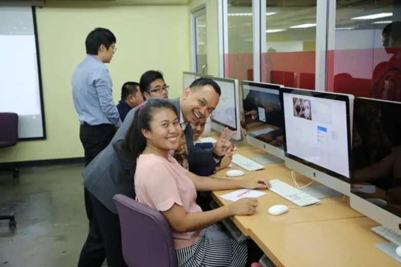 ภาพข่าว: ร่วมพัฒนาคุณภาพการศึกษา! ม.ศรีปทุม จัดอบรมการสร้างคิวอาร์โค๊ต คณะครูโรงเรียนบางบัว (เพ่งตั้งตรงจิตรวิทยาคาร)