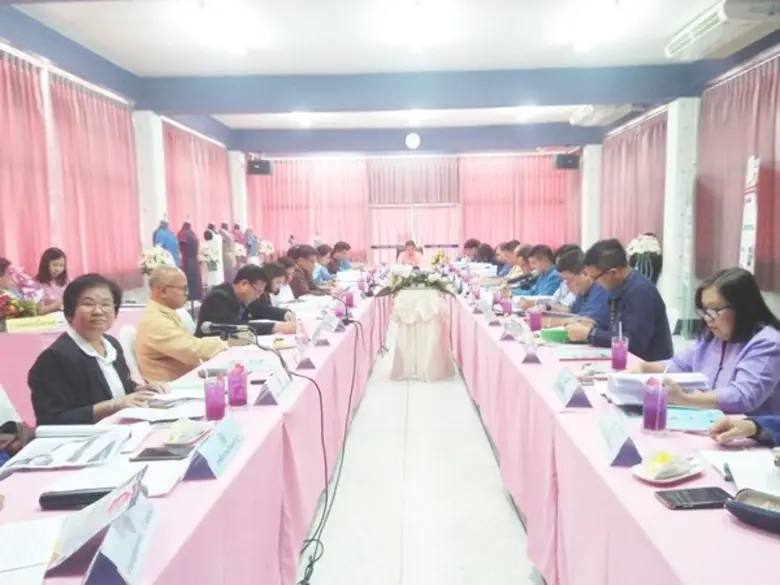 จังหวัดลำพูนผนึกกำลังภาครัฐและเอกชน ทบทวนแผนพัฒนากำลังคนจังหวัดลำพูน พ.ศ.2560 – 2564 เพื่อขับเคลื่อนการพัฒนาจังหวัดลำพูน สู่ความมั่นคง มั่งคั่ง และยั่งยืน