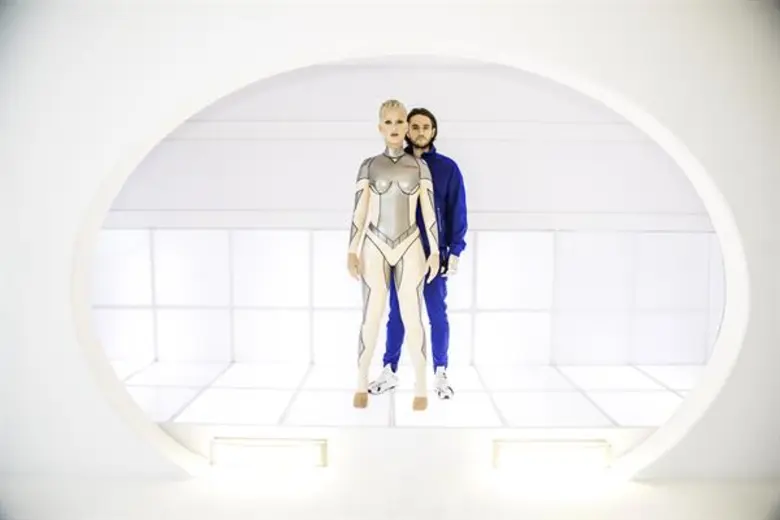 Zedd นักร้อง ดีเจ และโปรดิวเซอร์ เจ้าของร...