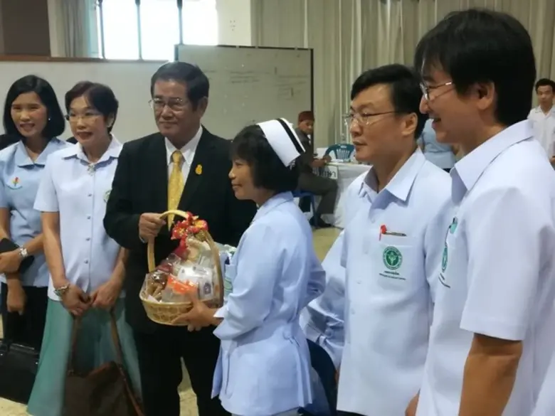 สธ. เตรียมความพร้อมด้านสุขภาพผู้แสวงบุญพิธีฮัจย์ ด้วยการตรวจสุขภาพ ฉีดวัคซีนป้องกันโรคไข้กาฬหลังแอ่น และโรคไข้หวัดใหญ่