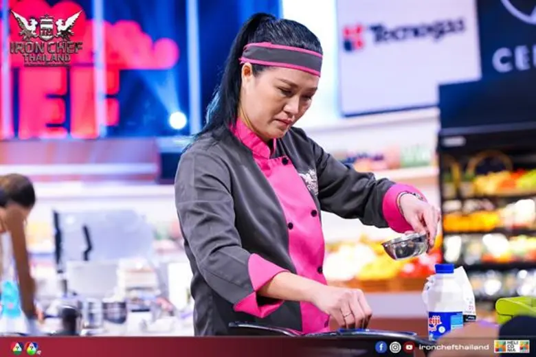 ทีวีไกด์: รายการ “เชฟกระทะเหล็ก” เดือดพล่าน!!เปิดศึกสะท้านเตา “เชฟเอริค” ลัดฟ้า!!ขอท้ารบสยบหวาน “เชฟไก่”