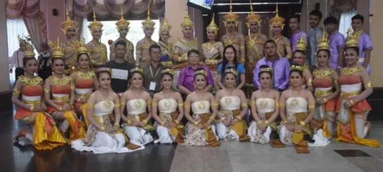 มรภ.สงขลา นำโนราภาคใต้ 'นาฏลักษณ์ทักษิณ’ โชว์การแสดงเวทีศิลปวัฒนธรรมอุดมศึกษา ครั้งที่ 19