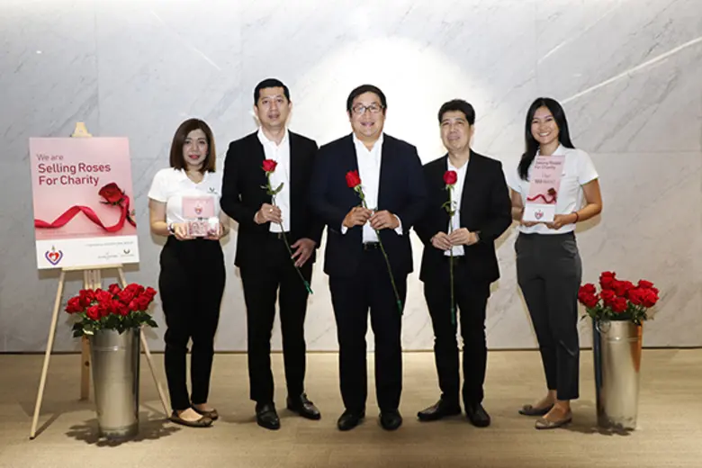 วรวรรต ศรีสอ้าน (ที่ 3 จากซ้าย) กรรมการผู...