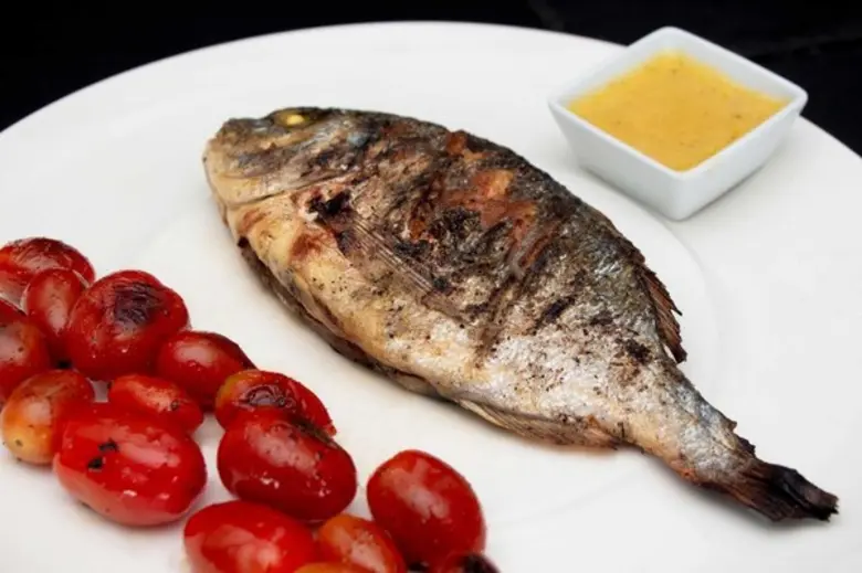 ลากริตต้าชวนชิมเมนูสเต็กและซีฟู้ดสูตรอิตาเลียน