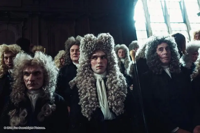 ส่องเบื้องหลังความยิ่งใหญ่ของ The Favourite จัดเต็มดีเทลอังกฤษสมัยเก่าครบทุกเม็ด !