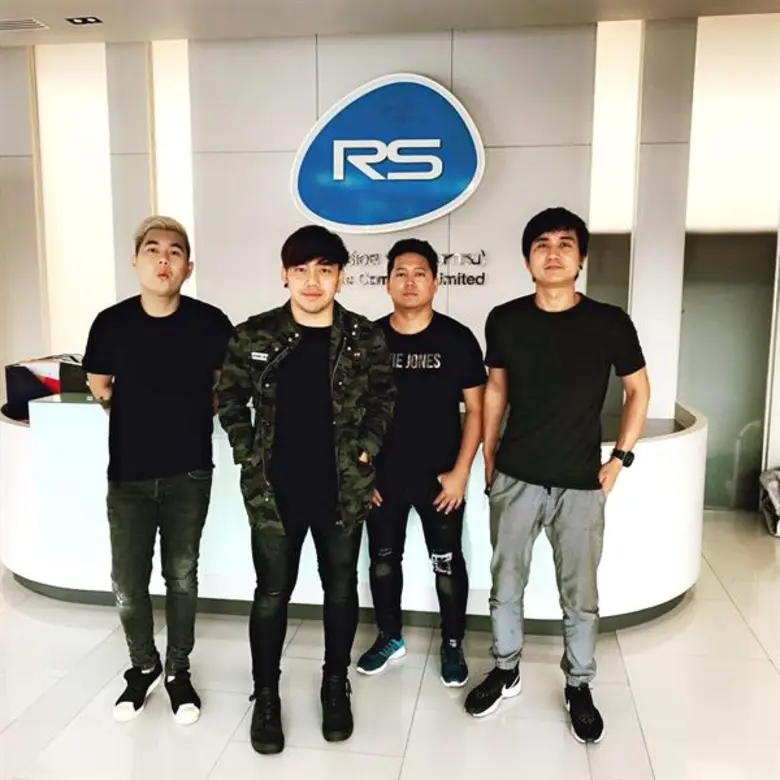 พึ่งจะปล่อยเพลง "เคียว" ไปไม่ทันครบปี แต่...