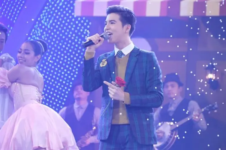 หนุ่มน้อยหมอลำ จากจ.สระแก้ว ทำความฝันเพื่อครอบครัว “ก้อง ก้องสมุทร” คว้าแชมป์ ไมค์ทองคำ คนที่ 7