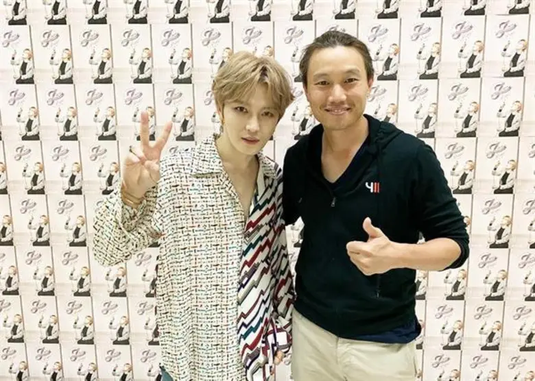 โฟร์วันวันฯ เล็งไม่พลาด “ความแจจุง” คือดีต่อใจ จัดหนักหรรษาปาร์ตี้ ควบมินิคอนเสิร์ตสามชั่วโมงเต็มอิ่ม