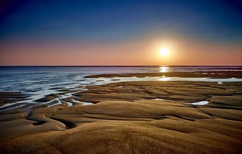 ตะลุย 5 ดินแดนลึกลับบนเส้นทางชายฝั่งอันดามัน  กับ “ฟอร์ด เรนเจอร์ แร็พเตอร์”