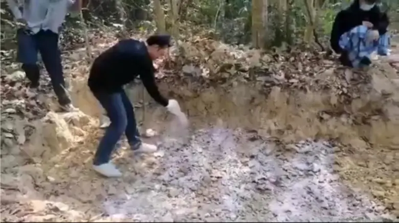 นักศึกษาหลักสูตรรัฐประศาสนศาสตรมหาบัณฑิตแ...